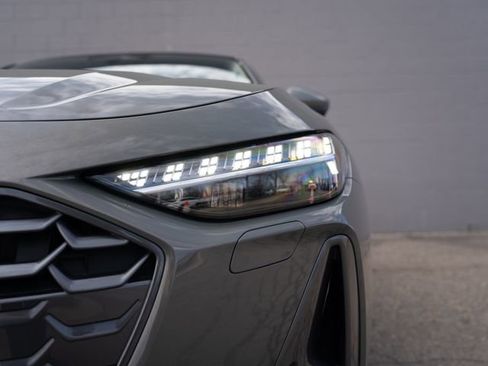 Used 2025 Audi A5 2.0T Premium Plus w/ Premium Plus image 11