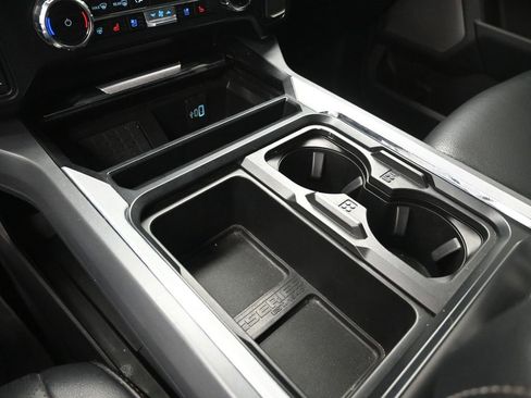 Used 2025 Ford F450 Lariat w/ Chrome Package image 32