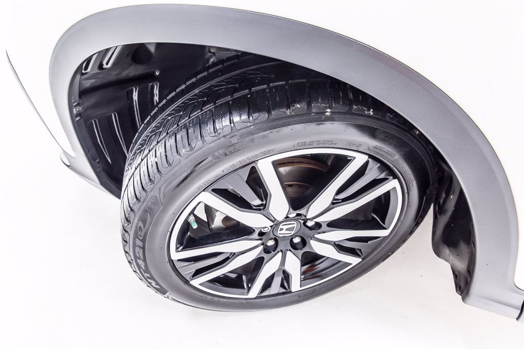 Used 2019 Honda Pilot Touring image 12