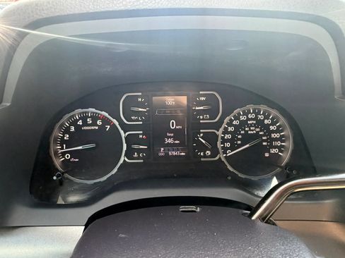 Used 2018 Toyota Tundra SR5 w/ TRD Off Road Package AWD/4WD image 15