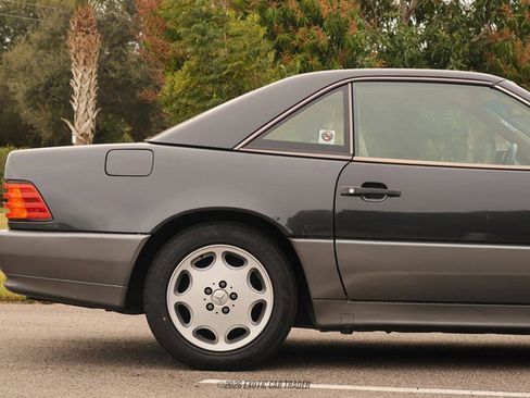 Used 1990 Mercedes-Benz 300 SL image 10