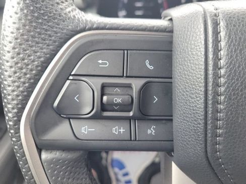 Used 2024 Toyota Tacoma TRD Sport AWD/4WD image 44
