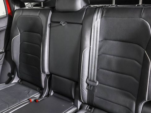 Used 2024 Volkswagen Tiguan SEL R-Line image 37