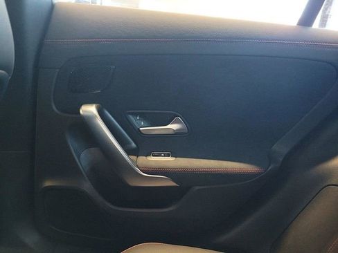New 2025 Mercedes-Benz CLA 250 4MATIC image 17