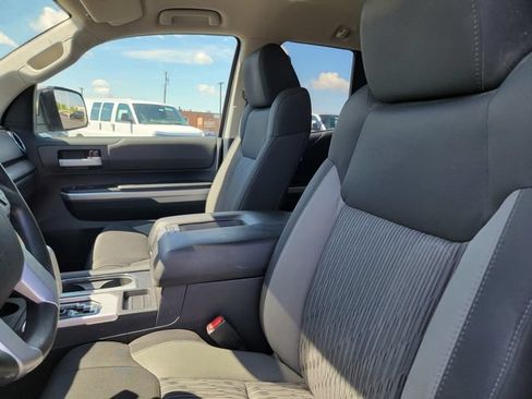 Used 2015 Toyota Tundra SR5 w/ TRD Off Road Package AWD/4WD image 14