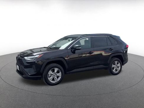 Used 2025 Toyota RAV4 XLE image 8