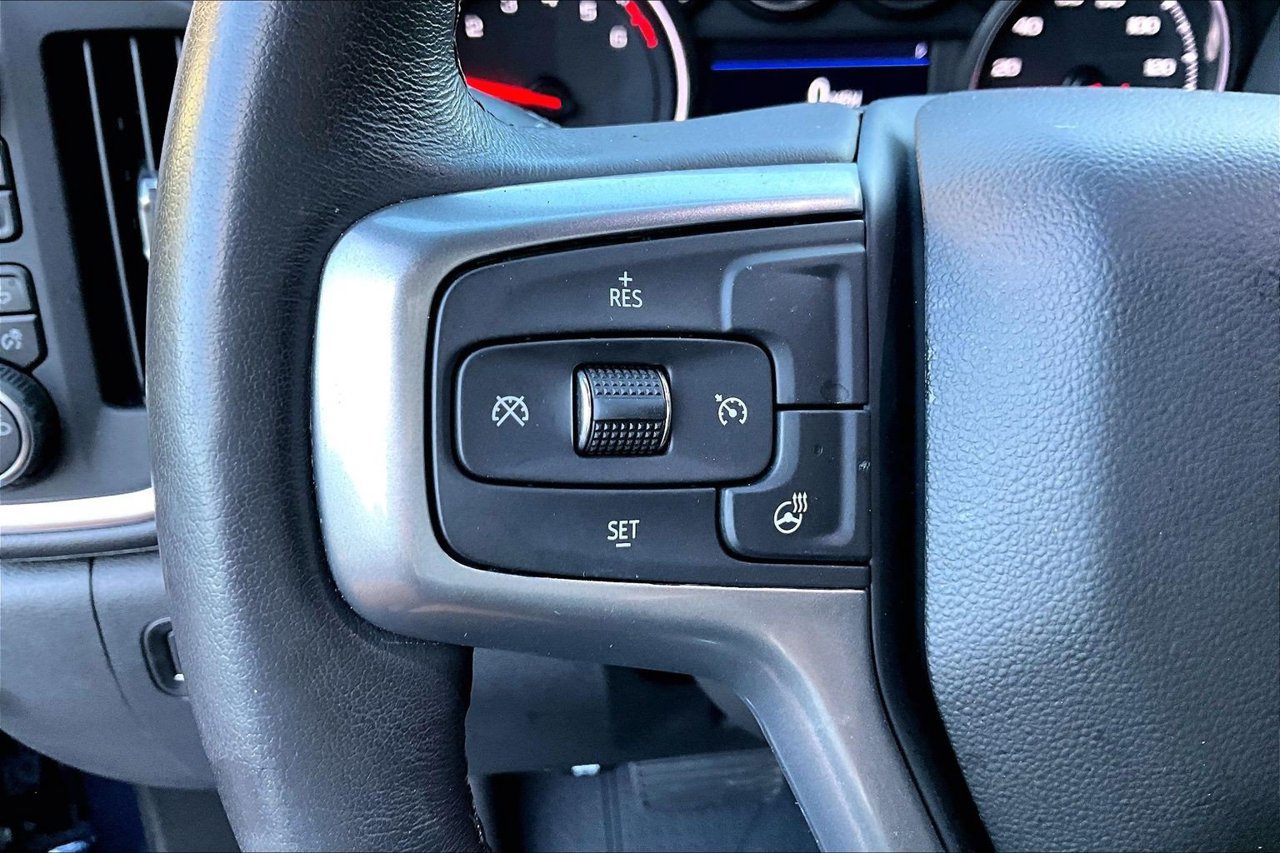Used 2022 Chevrolet Silverado 1500 RST w/ Z71 Off-Road Package AWD/4WD image 28