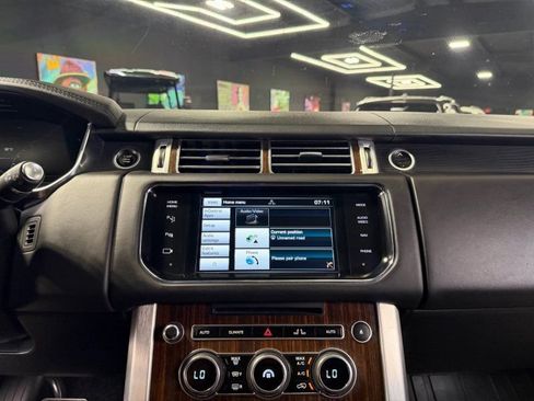 Used 2015 Land Rover Range Rover Supercharged AWD/4WD image 13