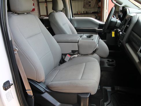 Used 2017 Ford F350 XLT w/ XLT Value Package AWD/4WD image 36