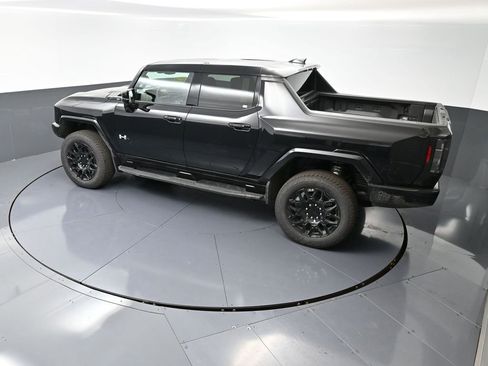 New 2025 GMC Hummer EV 2X image 42