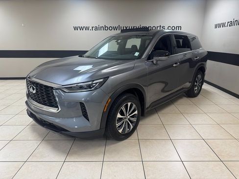 Used 2024 INFINITI QX60 Pure image 3