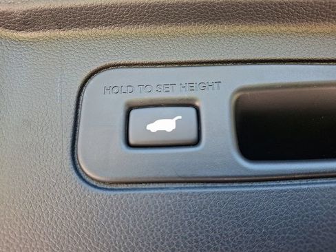 Used 2023 Honda Pilot EX-L image 31