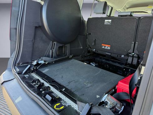 Used 2015 Ford Transit Connect XL FWD image 12