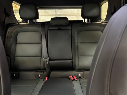 New 2026 GMC Terrain AT4 w/ Technology Package II AWD/4WD image 15