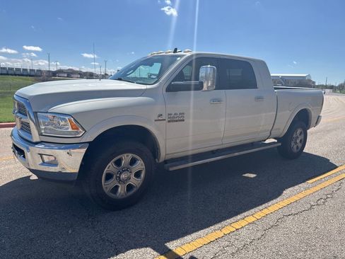 Used 2017 RAM 2500 Laramie w/ Protection Group AWD/4WD image 1
