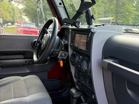 Used 2008 Jeep Wrangler Unlimited Rubicon w/ PWR Convenience Group AWD/4WD image 24