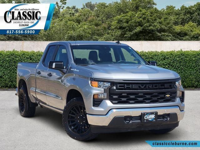 Used 2025 Chevrolet Silverado 1500 W/T w/ WT Value Package RWD image 1