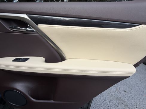 Used 2020 Lexus RX 350 FWD w/ Accessory Package image 38