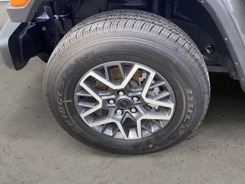 Certified 2025 Jeep Wrangler Unlimited Sahara AWD/4WD image 14