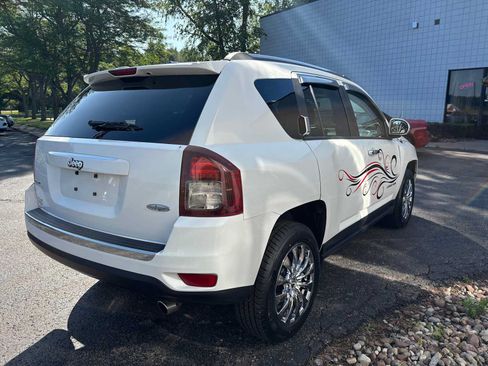 Used 2017 Jeep Compass High Altitude AWD/4WD image 8
