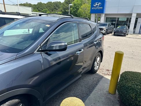 Used 2018 Hyundai Santa Fe Sport FWD image 15