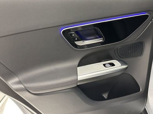 Certified 2025 Mercedes-Benz GLC 300 4MATIC image 24