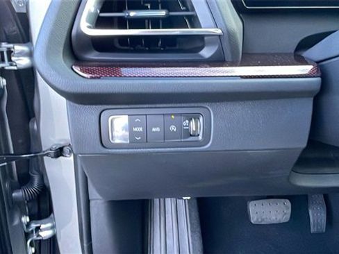 New 2026 Chevrolet Traverse Z71 w/ Driver Confidence Package image 25