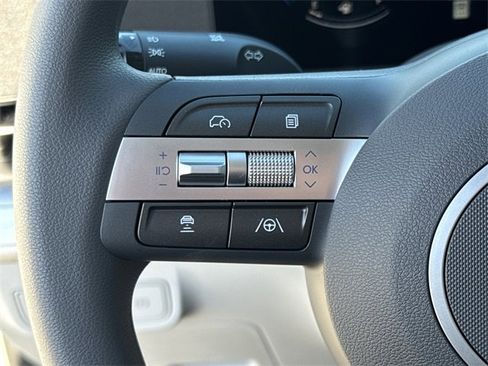 New 2026 Hyundai Kona SE image 24