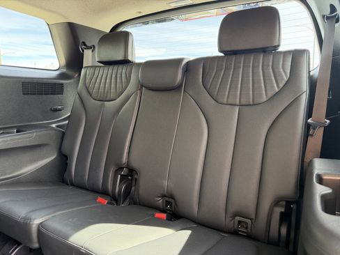 Used 2024 Hyundai Palisade Limited image 38
