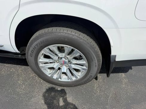 Used 2023 GMC Yukon Denali w/ Max Trailering Package AWD/4WD image 9