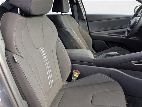 New 2025 Hyundai Elantra Sport image 21