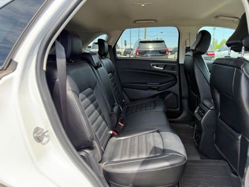 Used 2024 Ford Edge SEL w/ Convenience Package AWD/4WD image 19