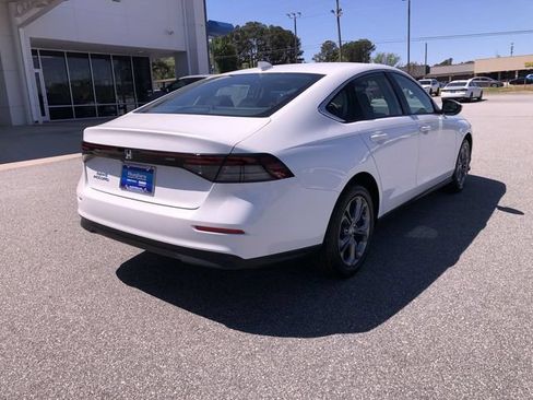 Certified 2024 Honda Accord EX image 5