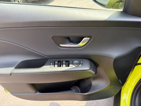 New 2026 Hyundai Kona Limited FWD image 11
