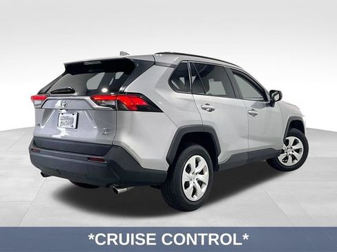 Used 2020 Toyota RAV4 LE AWD/4WD image 7