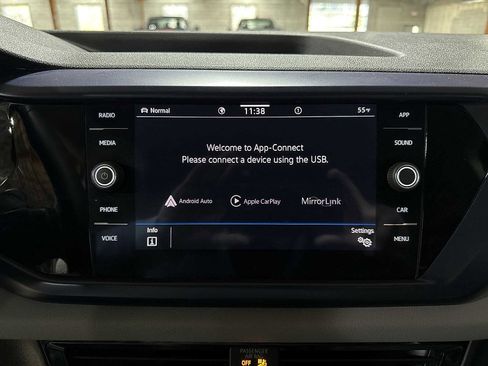 Used 2022 Volkswagen Taos SE image 20