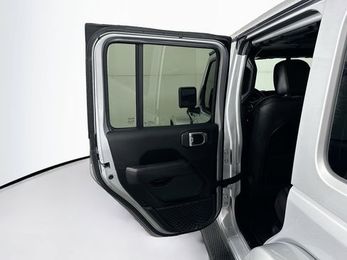 Used 2023 Jeep Wrangler Sahara w/ Cold Weather Group image 26