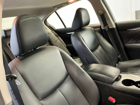 Used 2015 INFINITI Q50 Premium w/ All Weather Package RWD image 7