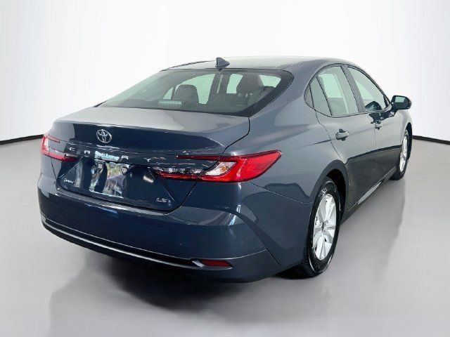 Used 2025 Toyota Camry LE FWD image 8