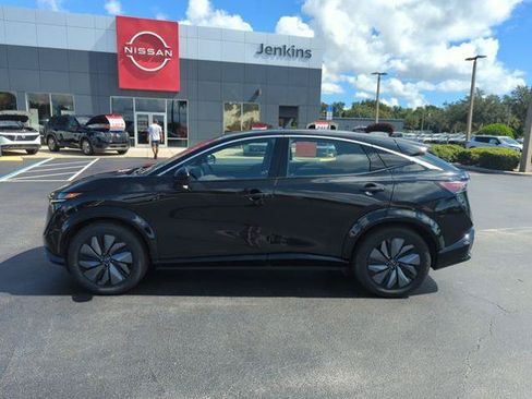 Certified 2024 Nissan Ariya FWD image 11