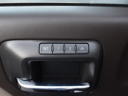 Used 2018 Chevrolet Silverado 1500 LTZ w/ LTZ Plus Package image 13