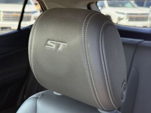 Used 2024 Buick Encore GX Sport Touring image 18