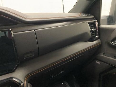 Used 2024 GMC Sierra 2500 AT4 w/ AT4 Premium Plus Package AWD/4WD image 22