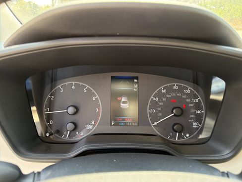 Used 2023 Toyota Corolla LE image 26