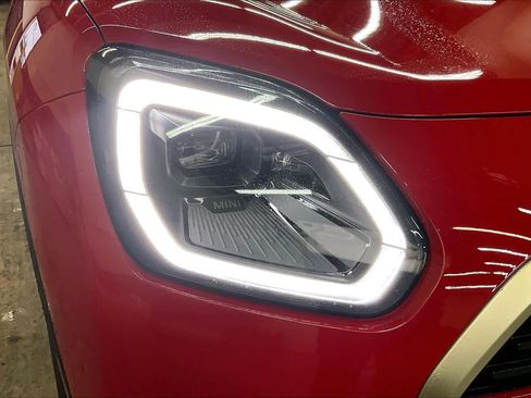 Certified 2025 MINI Cooper Countryman S image 30