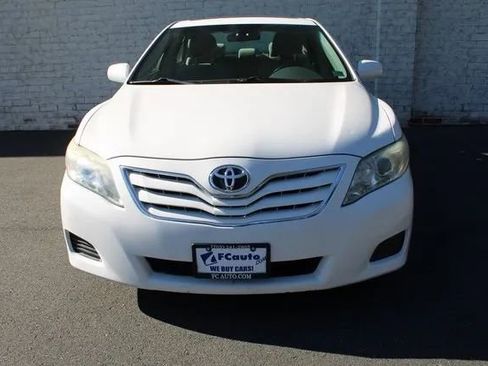 Used 2011 Toyota Camry LE w/ LE Extra-Value Pkg image 13