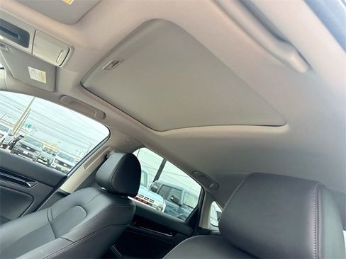 Used 2024 Honda Civic Touring image 20