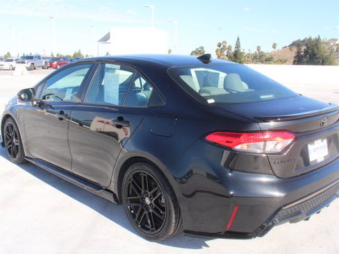 Used 2021 Toyota Corolla SE w/ Carpet Mat Package (TMS) FWD image 5