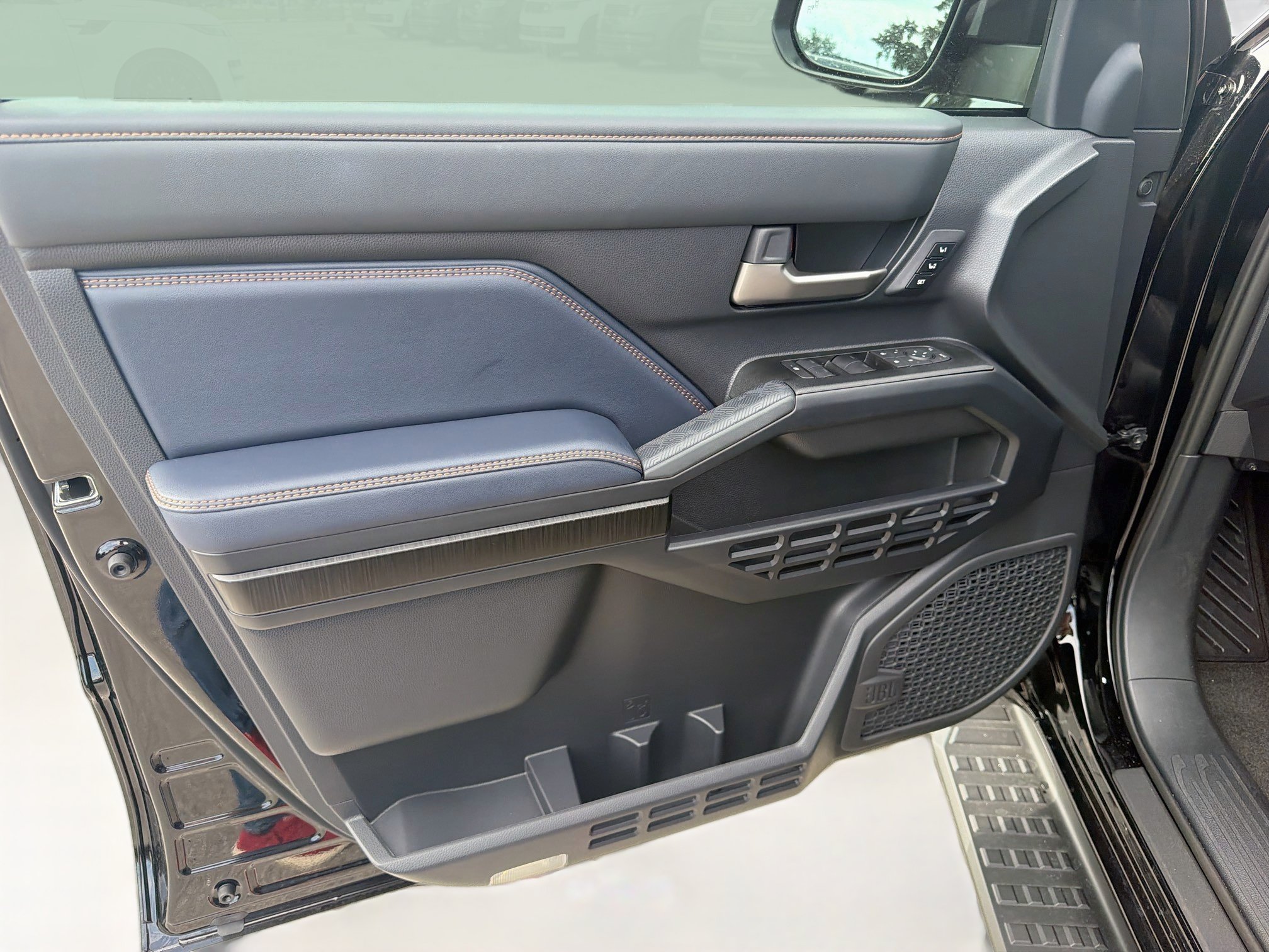 Used 2026 Toyota 4Runner Platinum AWD/4WD image 23