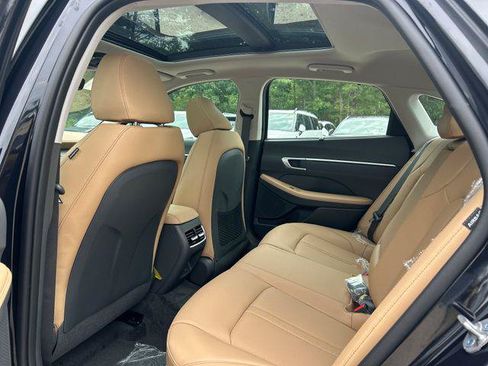 New 2026 Hyundai Sonata Limited FWD image 22